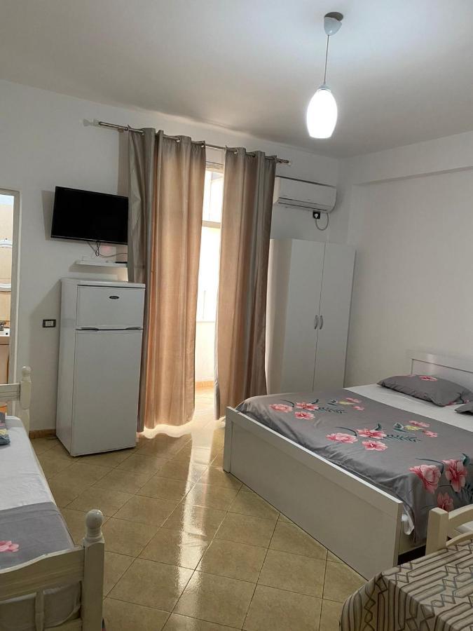 Elio'S Room Durrës Exterior foto
