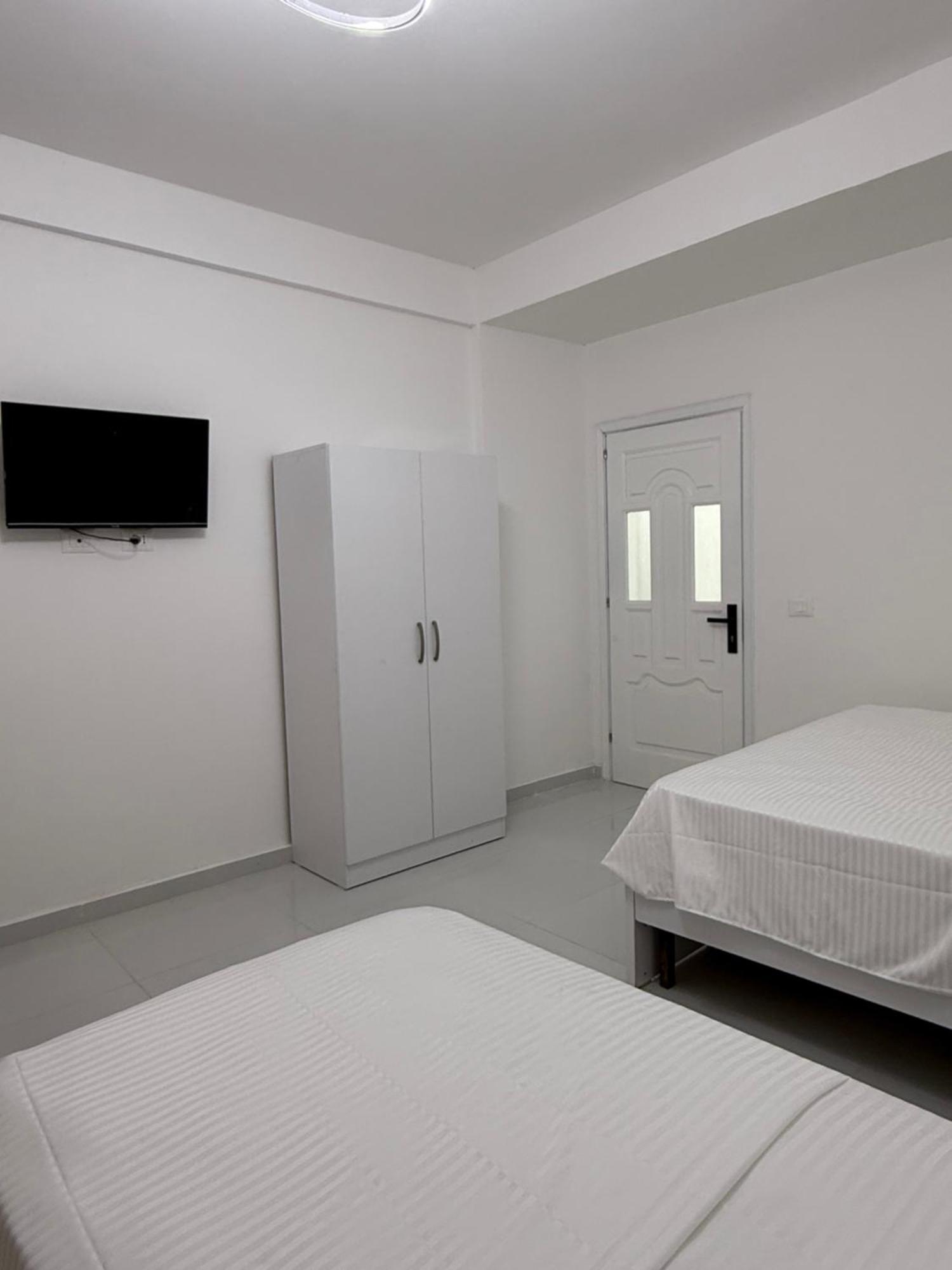 Elio'S Room Durrës Exterior foto