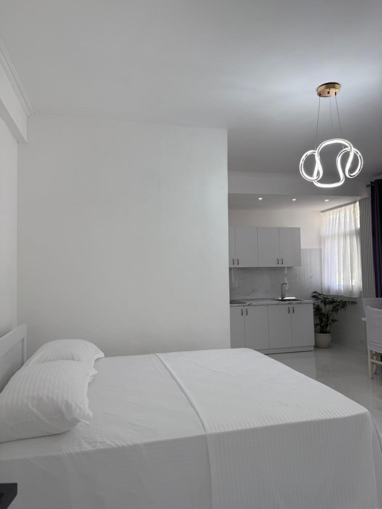 Elio'S Room Durrës Exterior foto