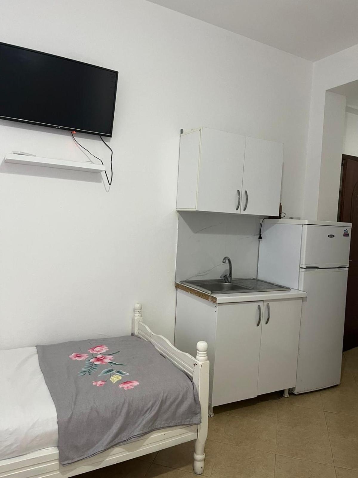 Elio'S Room Durrës Exterior foto
